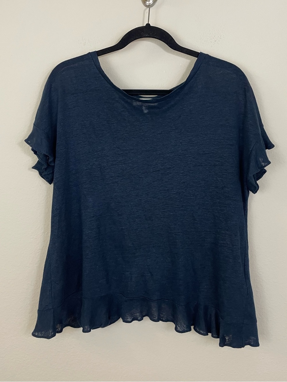 Anthropologie Navy Ruffle Trim Linen Short Sleeve Flowy Top XS Coastal‎ Preppy